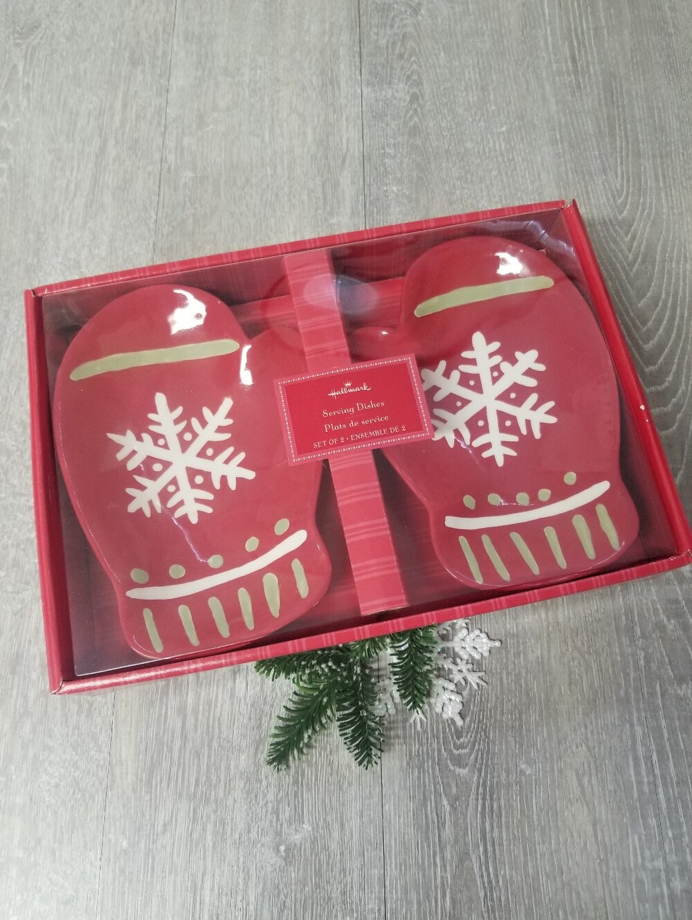 Hallmark" Mitten" Serving Dishes
